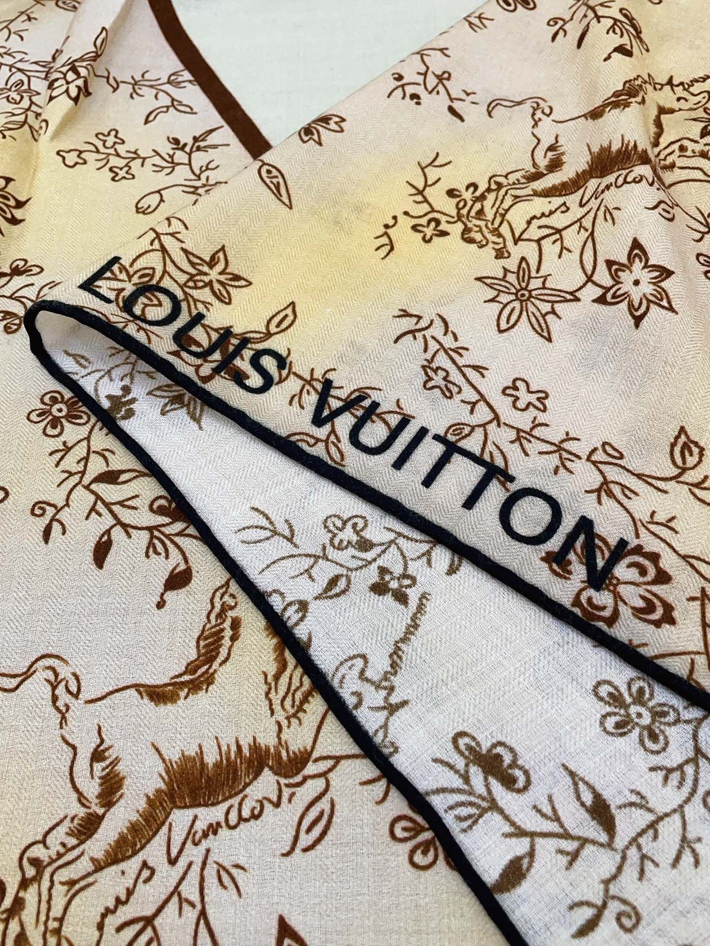 Louis Vuitton Scarf